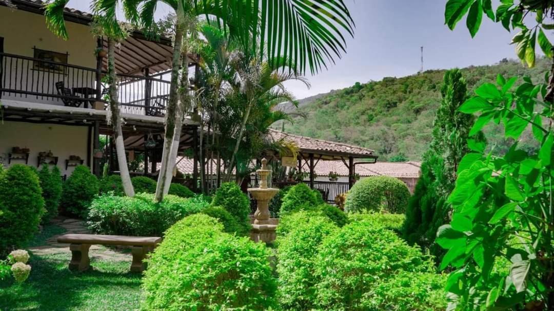 Hotel Campestre Casona Del Camino Real San Gil Buitenkant foto